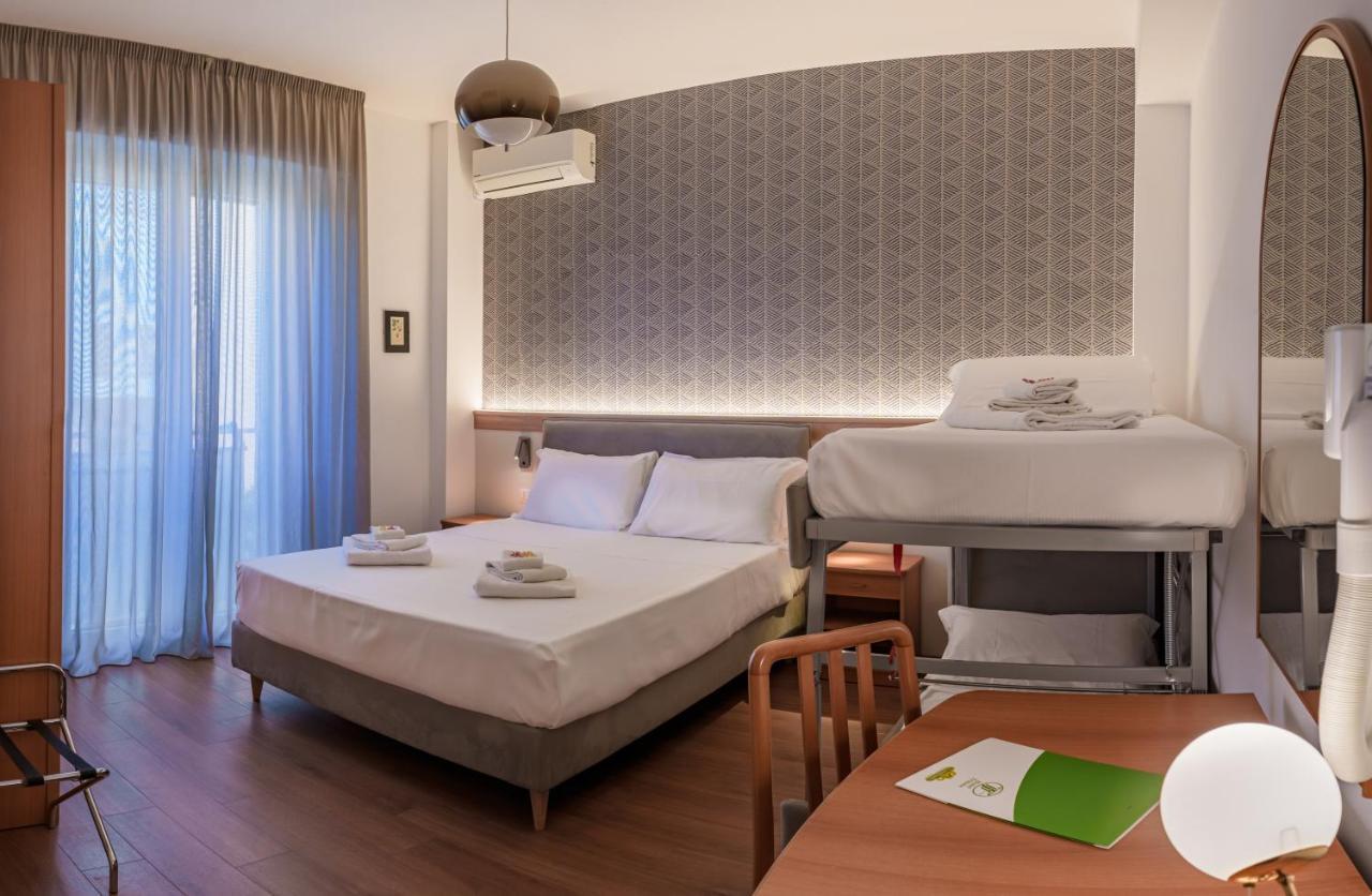 Hotel Tritone Senigallia Zewnętrze zdjęcie