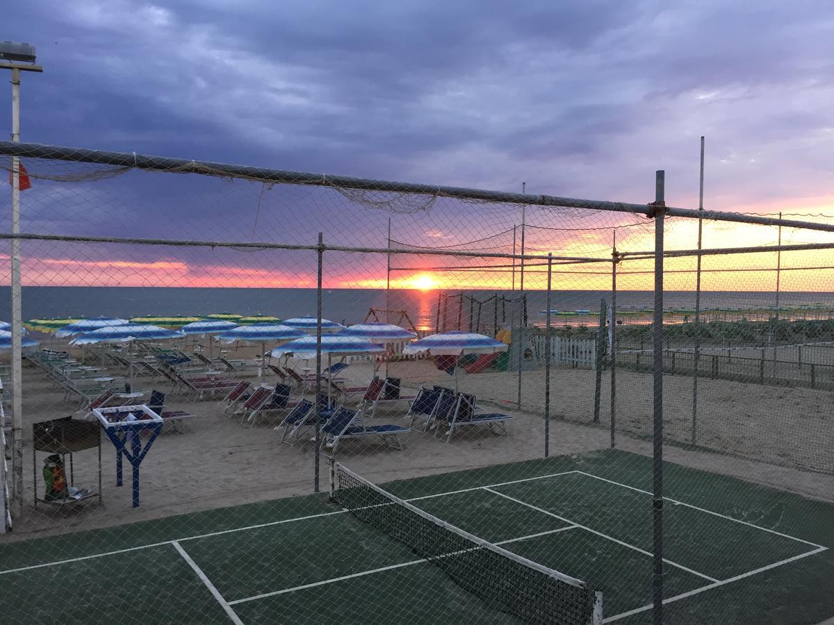Hotel Tritone Senigallia Zewnętrze zdjęcie
