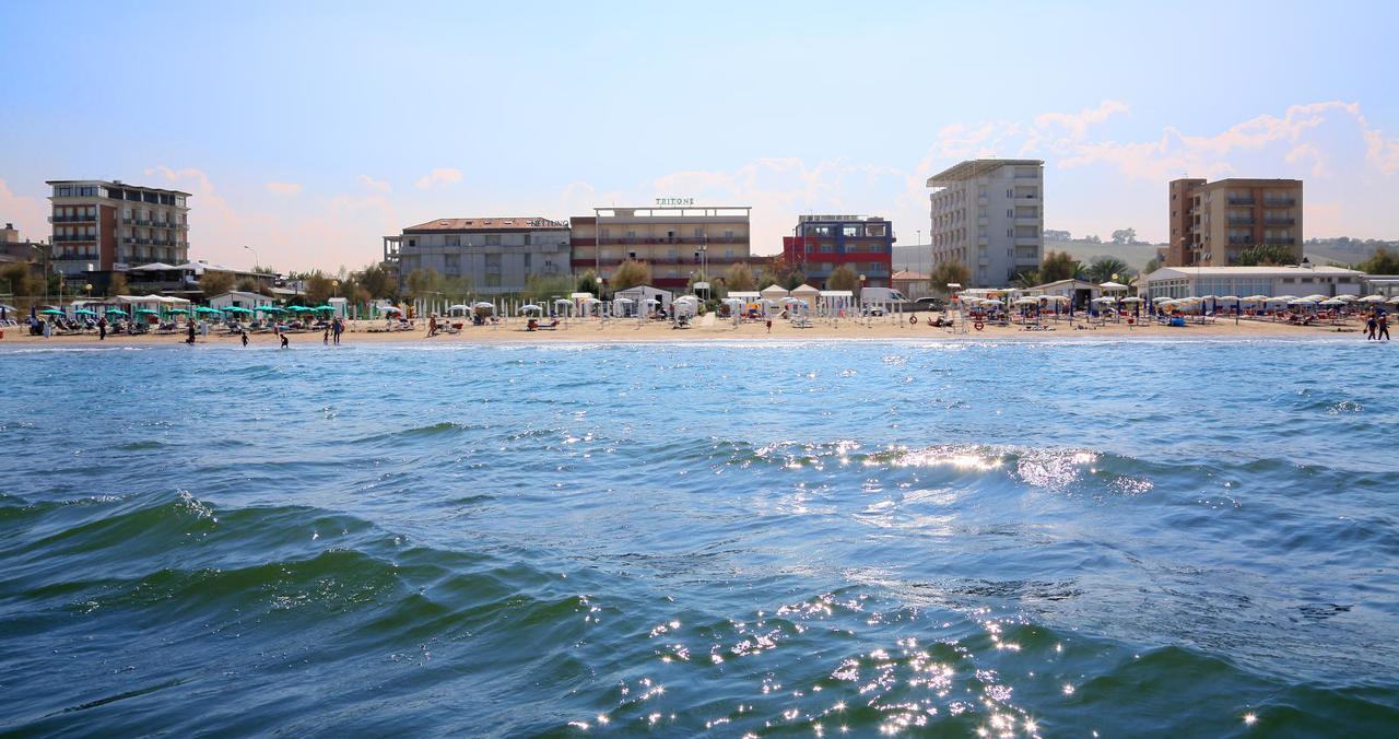 Hotel Tritone Senigallia Zewnętrze zdjęcie
