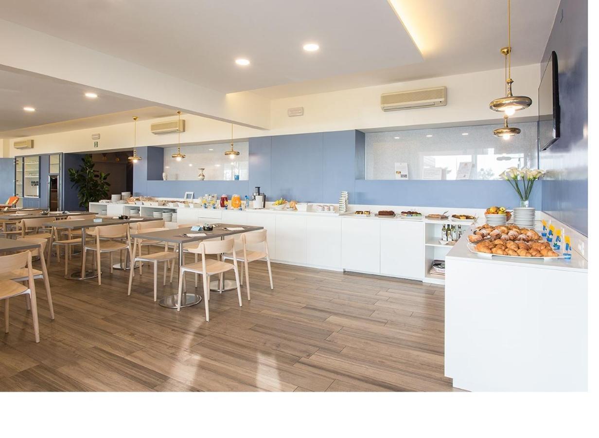 Hotel Tritone Senigallia Zewnętrze zdjęcie